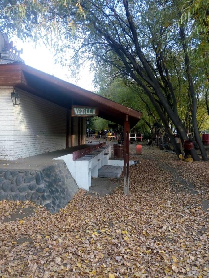 Camping Y Hostal El Ovejero El Calafate Extérieur photo